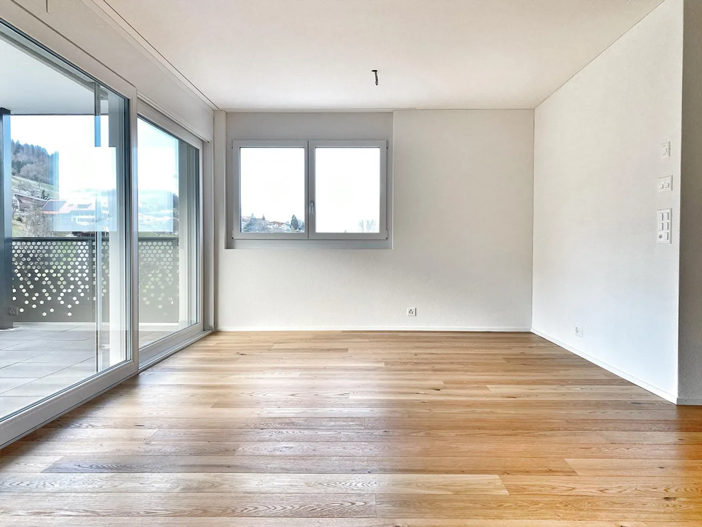 Attraktive 3.5-Zimmer-Wohnung mit grosszügigem Wohnbereich und Sitz - Foto 4 von 5