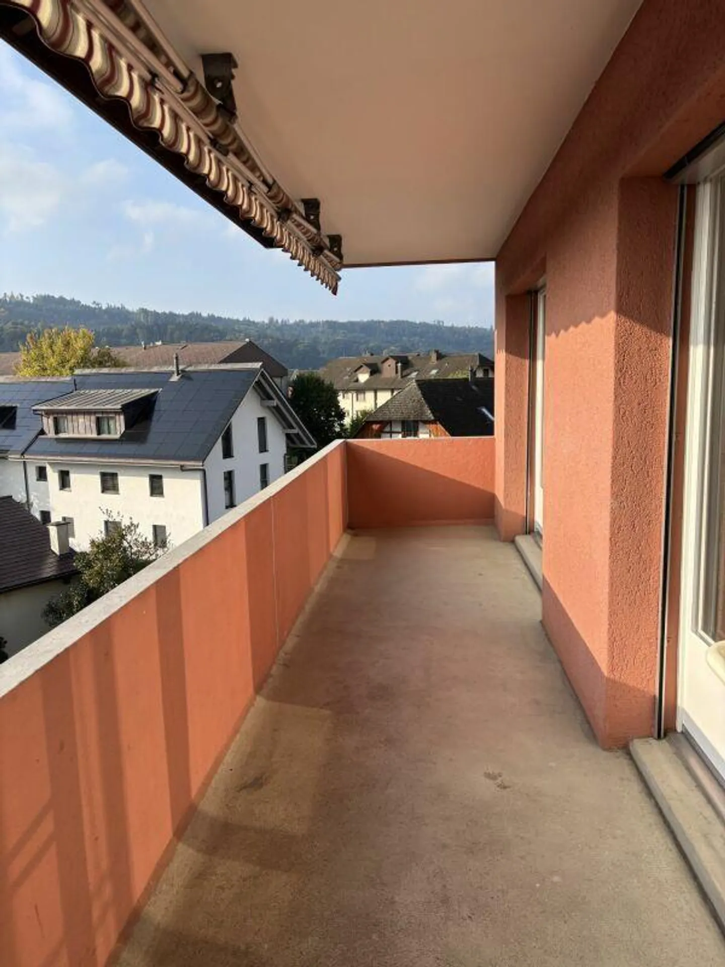 Vivere direttamente sull'Aare con vista sulle Alpi - Foto 4 di 12