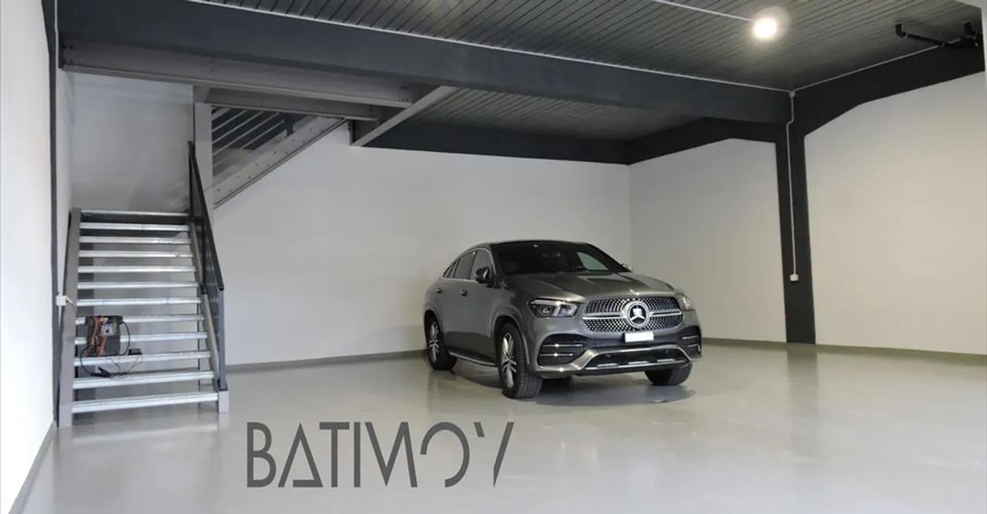 Immeuble mixte à louer - Photo 2 sur 3