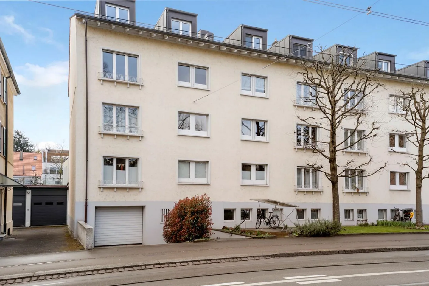 Appartement en duplex, salle de loisirs + garage - Photo 1 sur 26