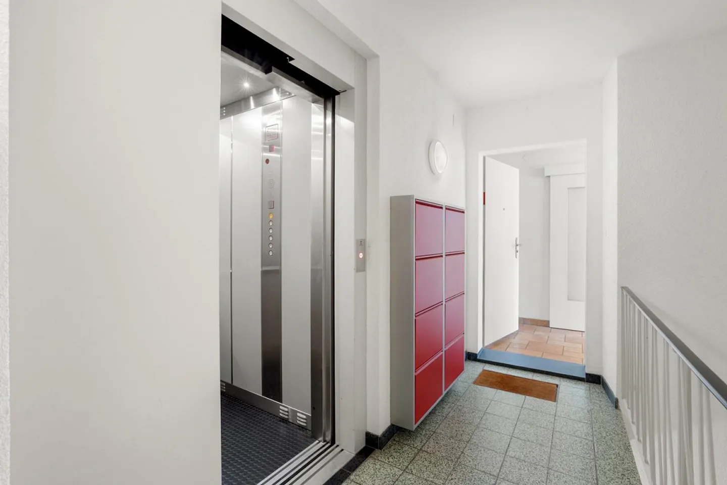 Appartement en duplex, salle de loisirs + garage - Photo 2 sur 26