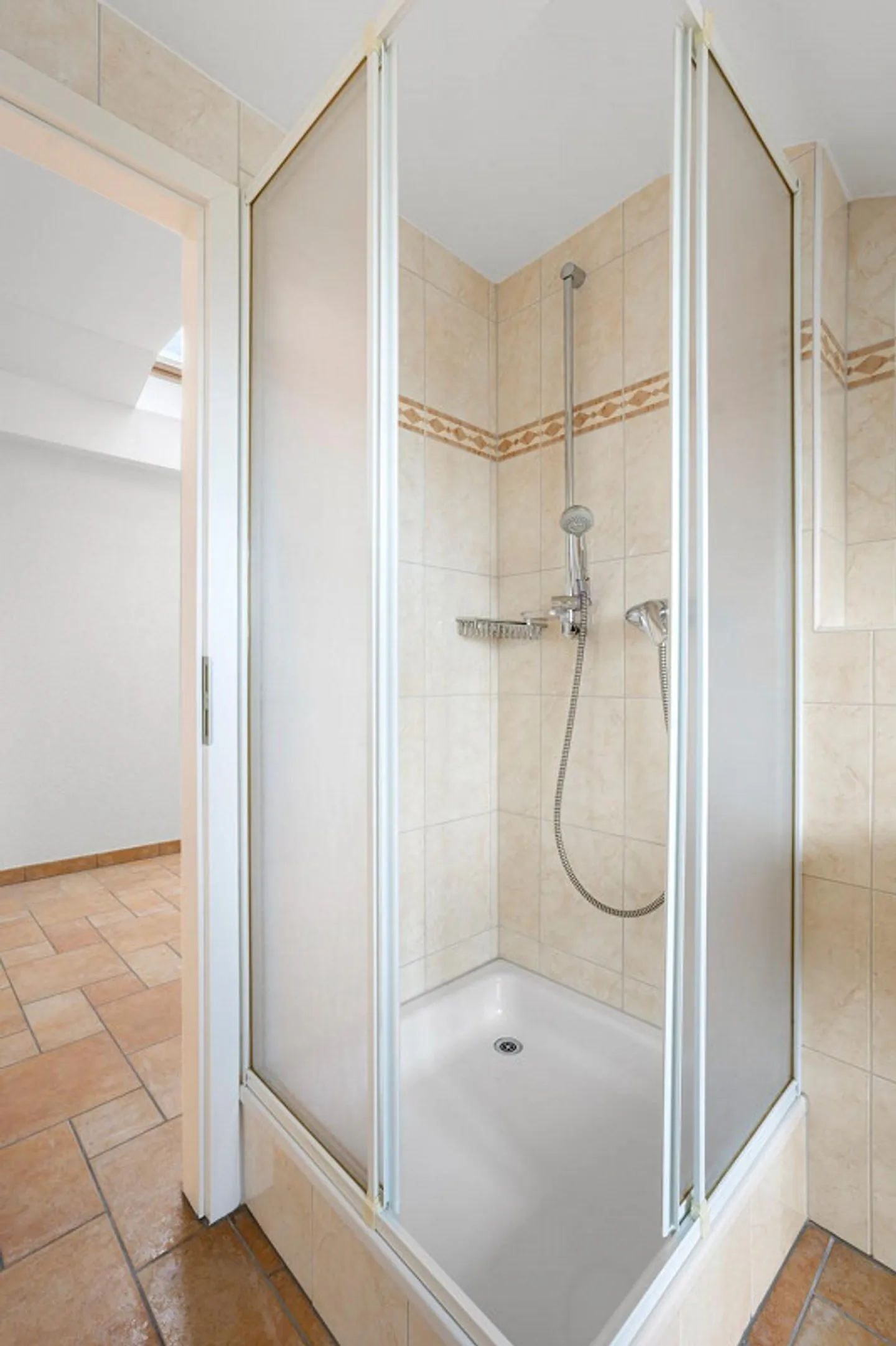 Appartement en duplex, salle de loisirs + garage - Photo 19 sur 26