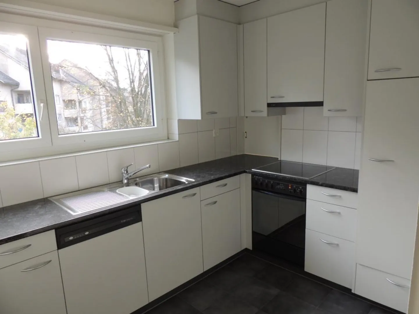 RENT WITHOUT DEPOSIT - Apartment looking for tenants! - Photo 3 of 4