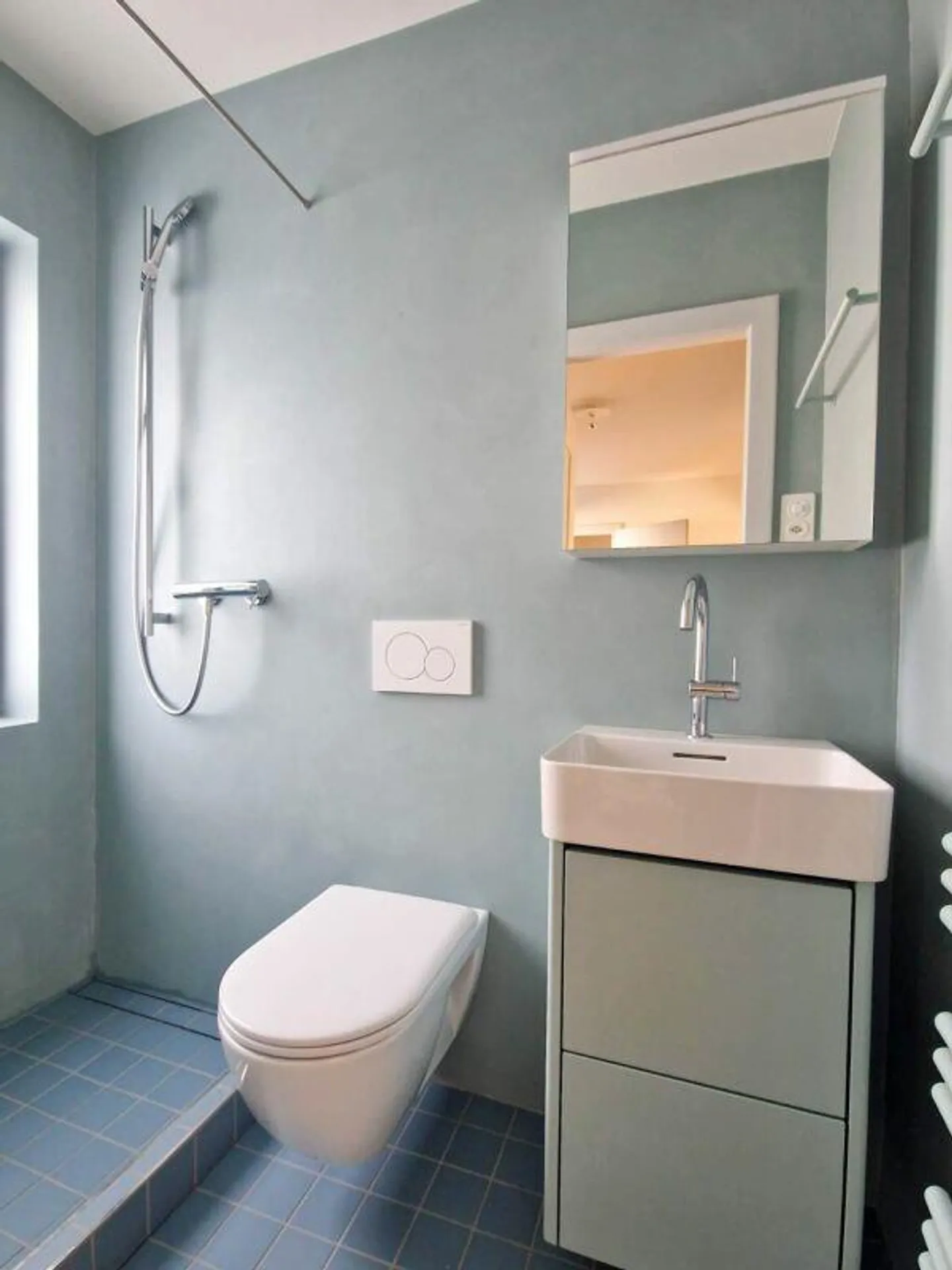 Casa a schiera con giardino in una bella posizione in affitto. - Foto 7 di 18