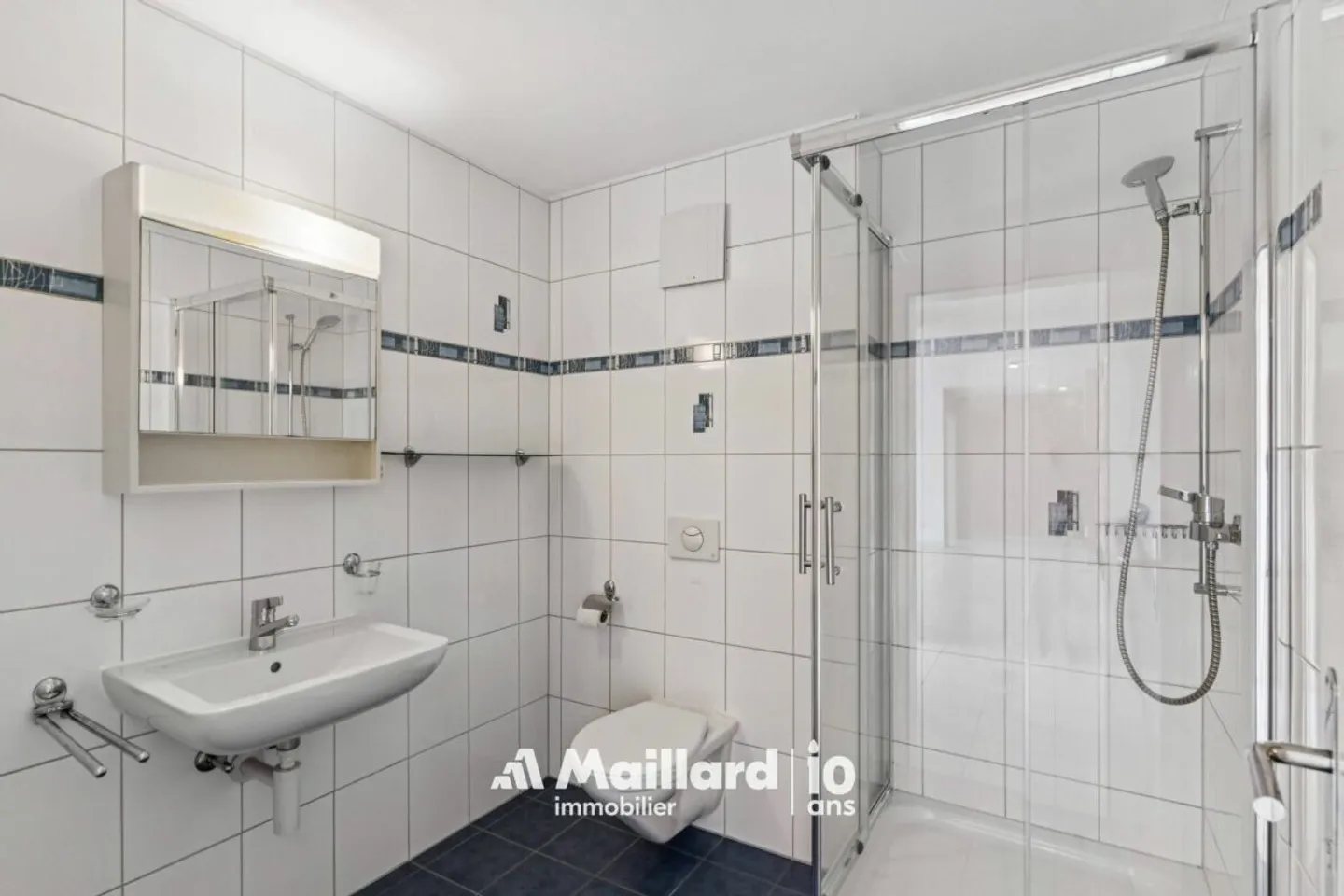 Spacious 4.5 room apartment with 2 balconies and garden in Givisiez - Photo 11 of 13