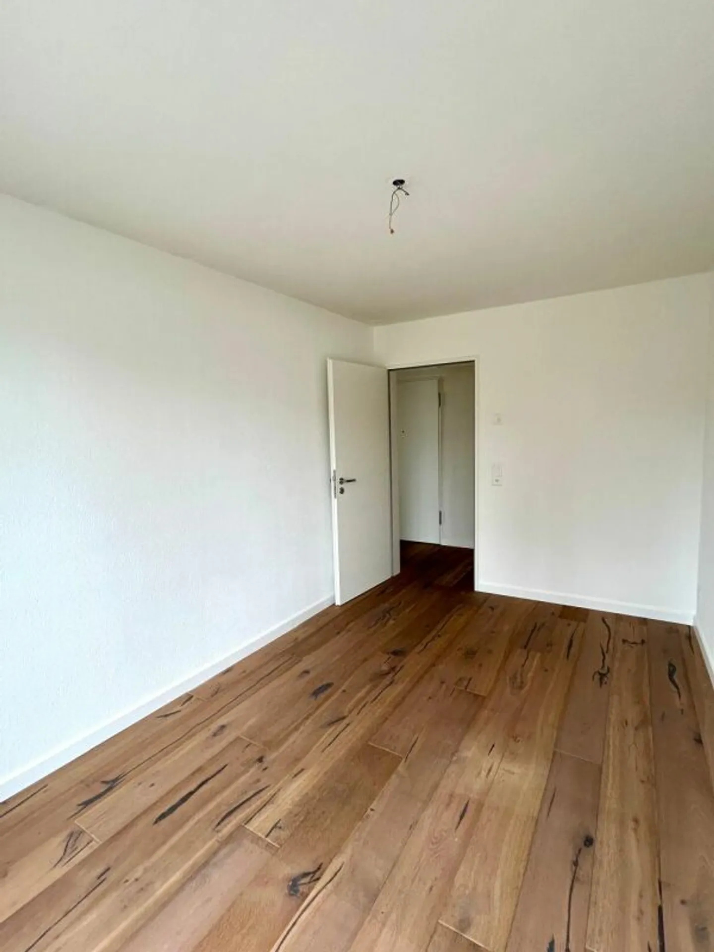 Charming Swiss Chalet Retreat - Photo 8 of 14