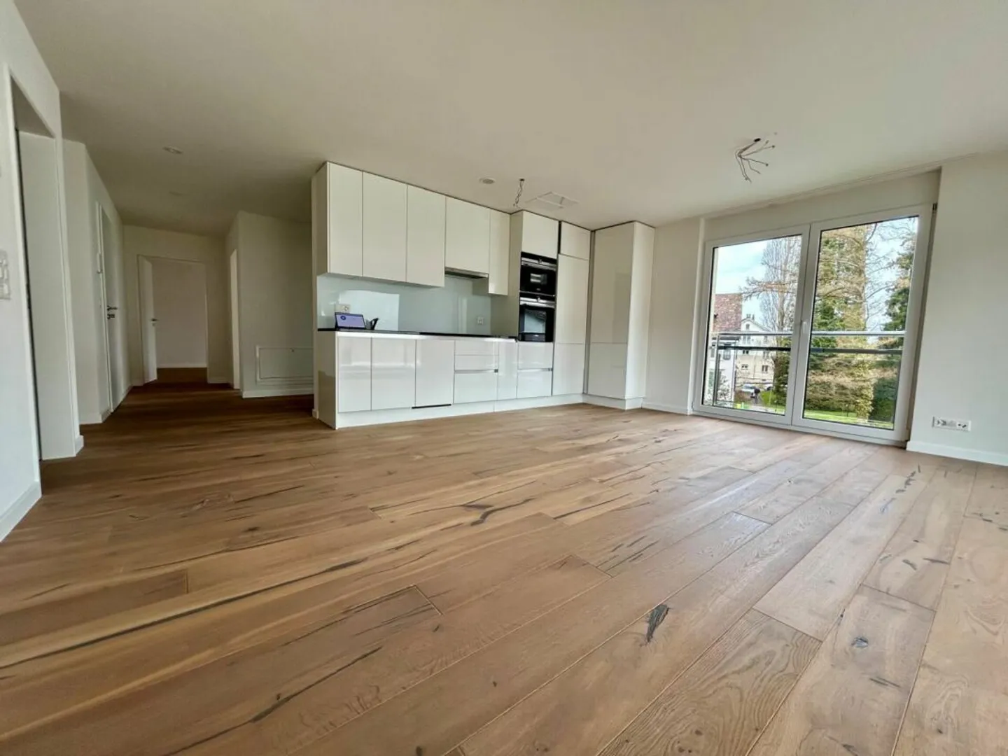 Charming Swiss Chalet Retreat - Photo 5 of 14