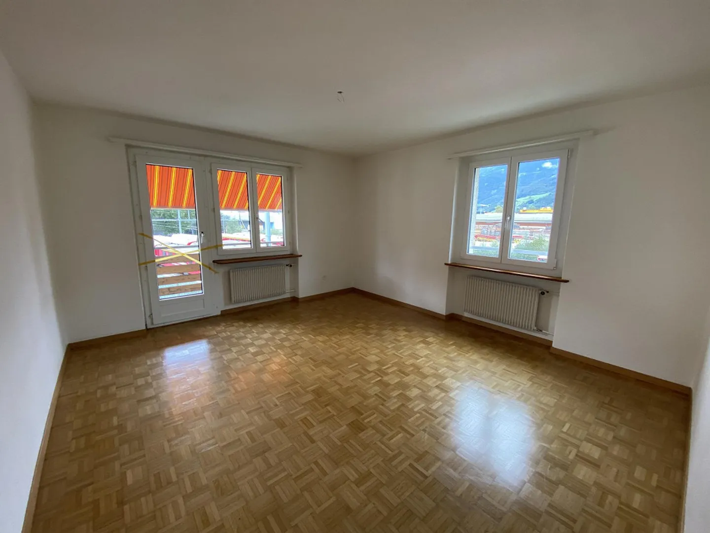 4-room apartment - Photo 1 of 6