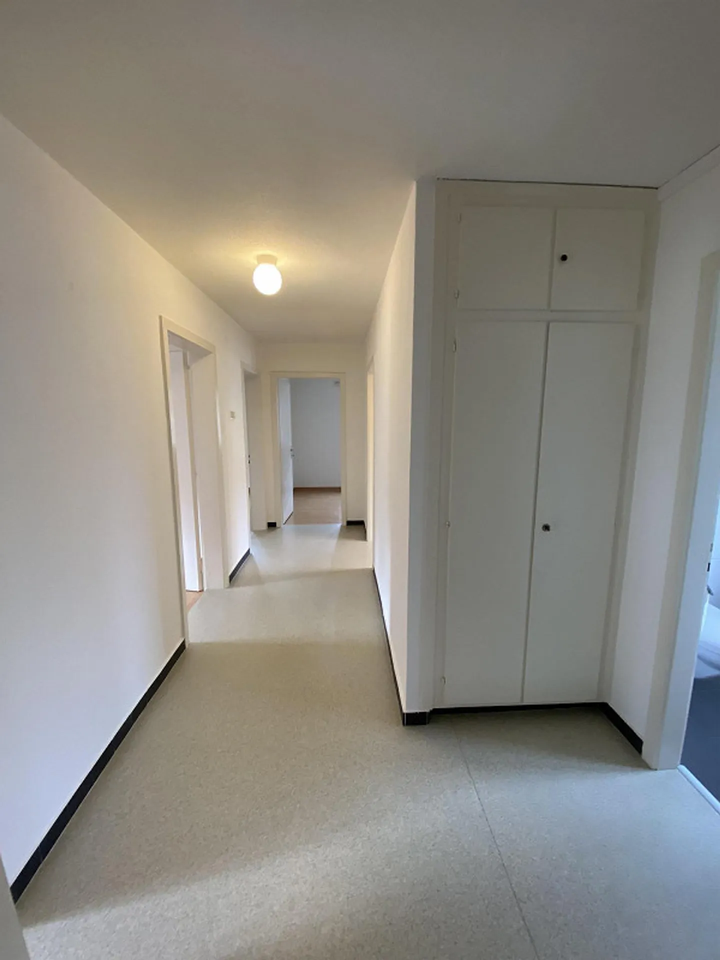 4-room apartment - Photo 6 of 6