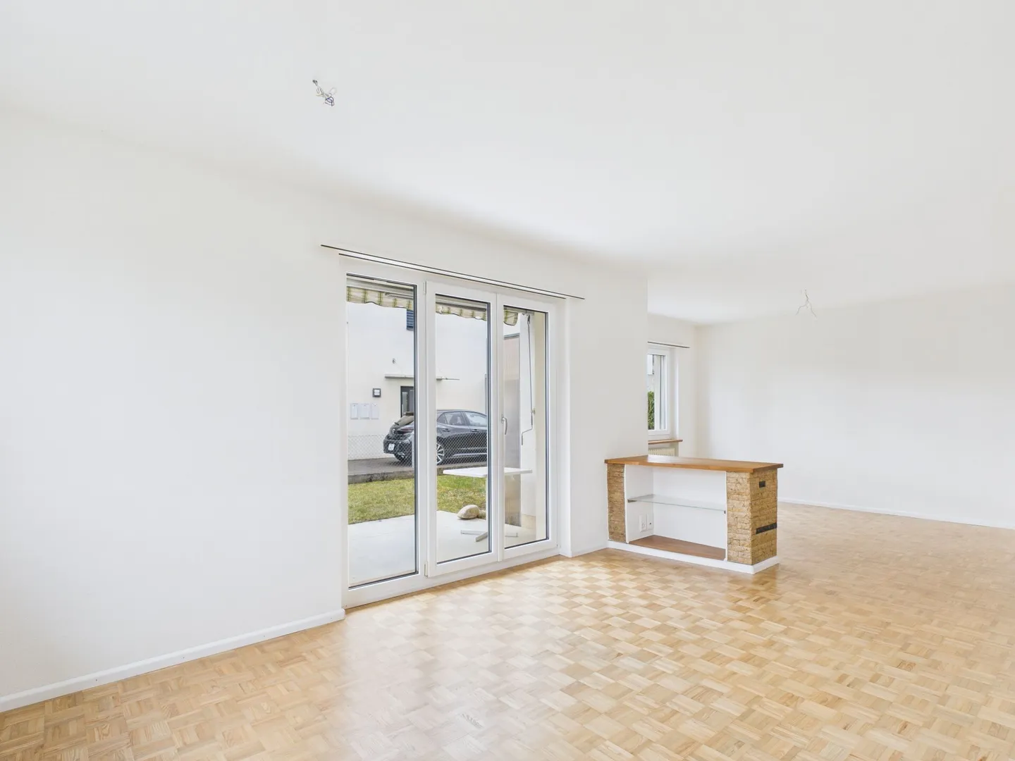 Casa affascinante con grande giardino in posizione tranquilla - Foto 2 di 13