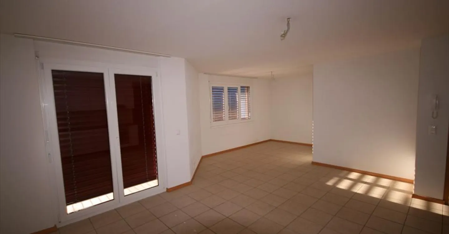3.5 room apartment - Photo 3 of 6