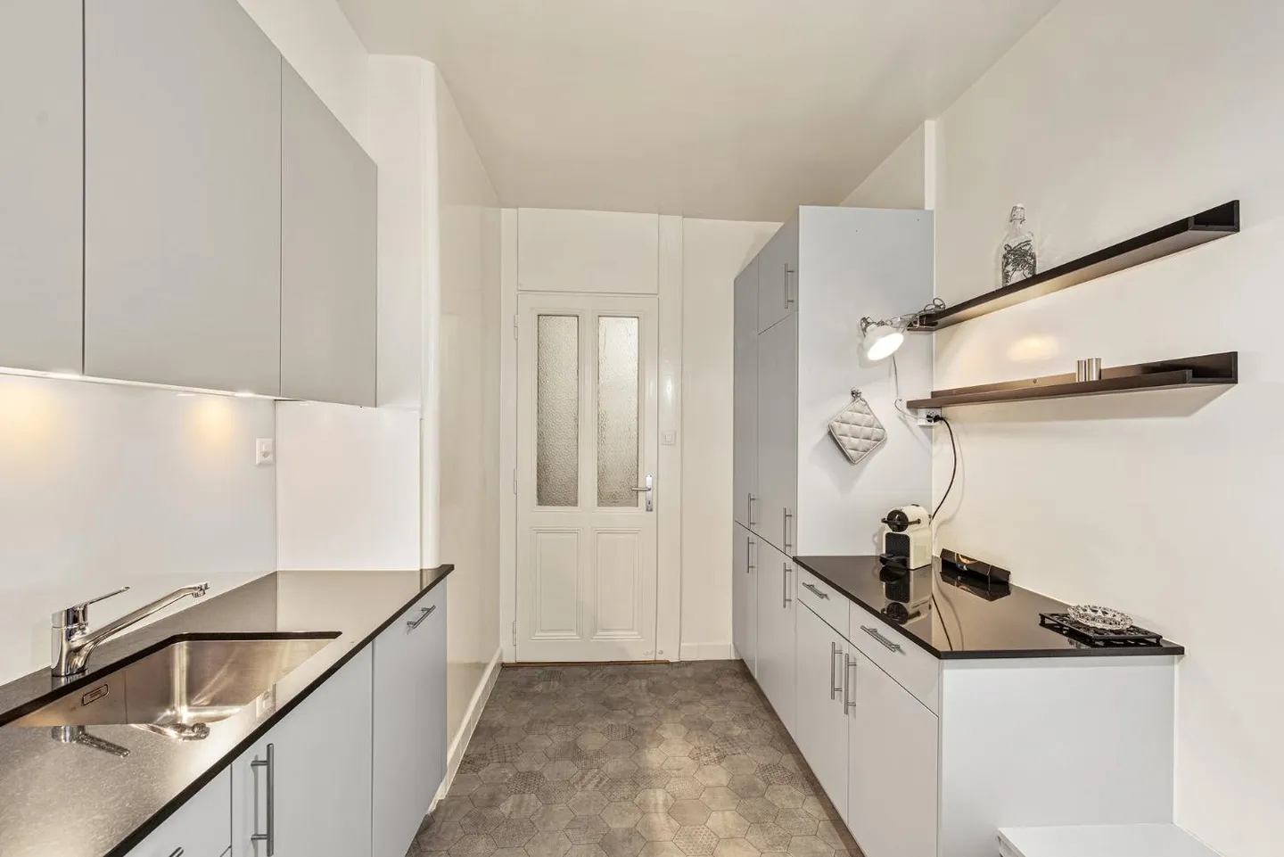 Furnished 3-Room Apartment - Photo 6 of 11