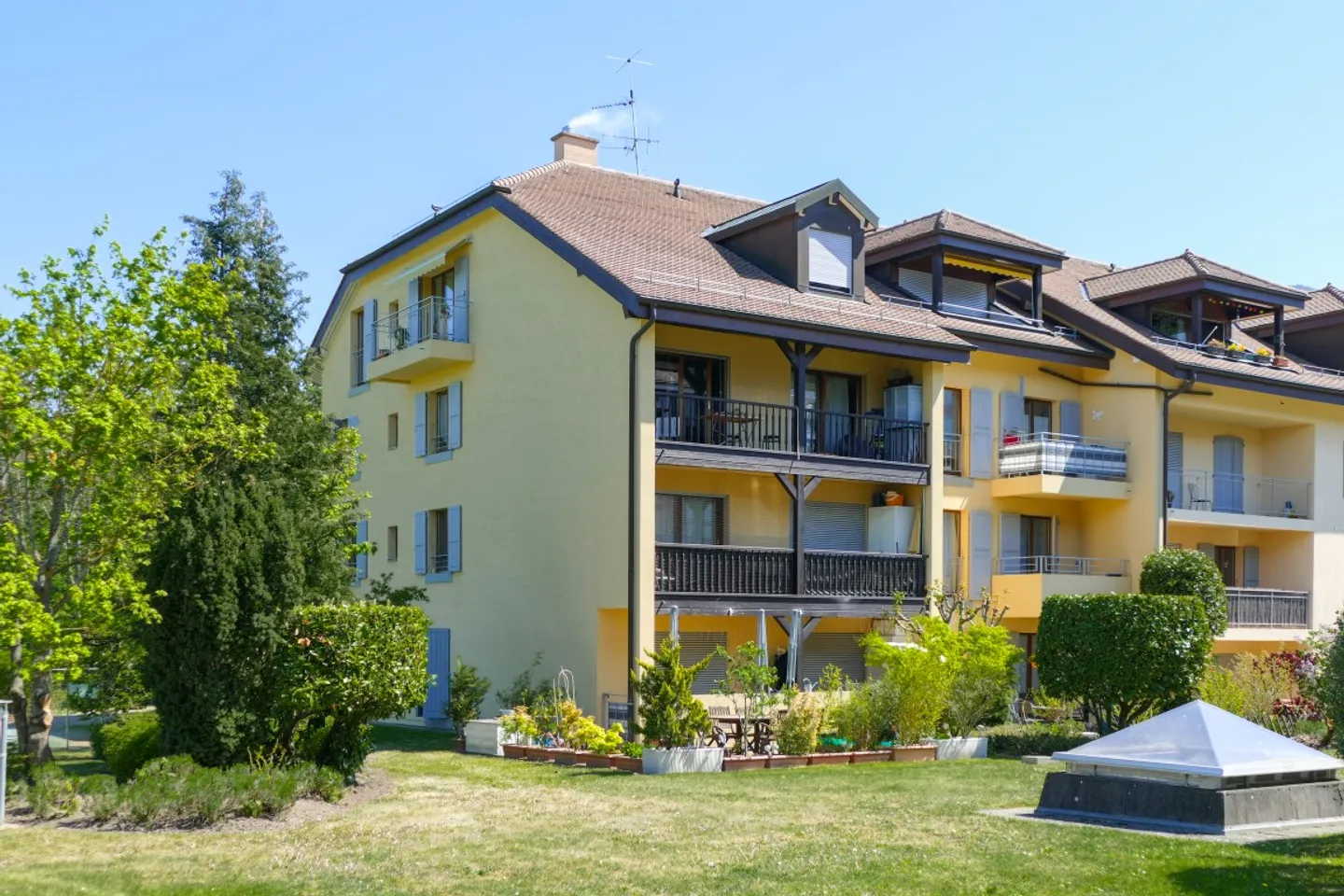 Gebäude in ruhiger Lage - Foto 1 von 1