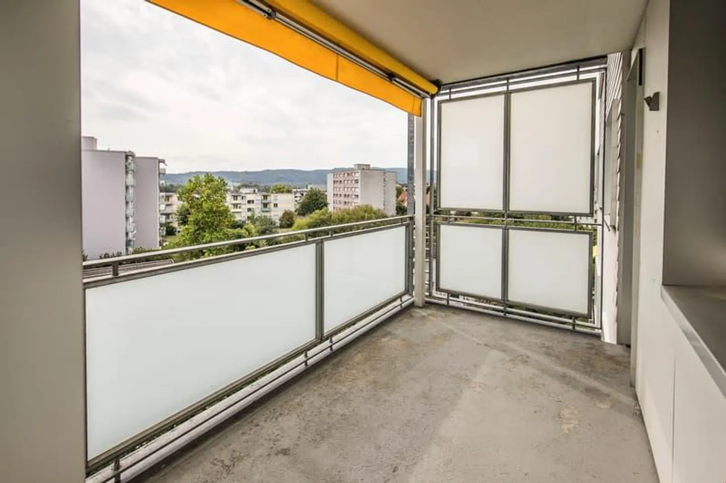 Belle appartement de 4,5 pièces au 5ème étage à louer - Photo 4 sur 6