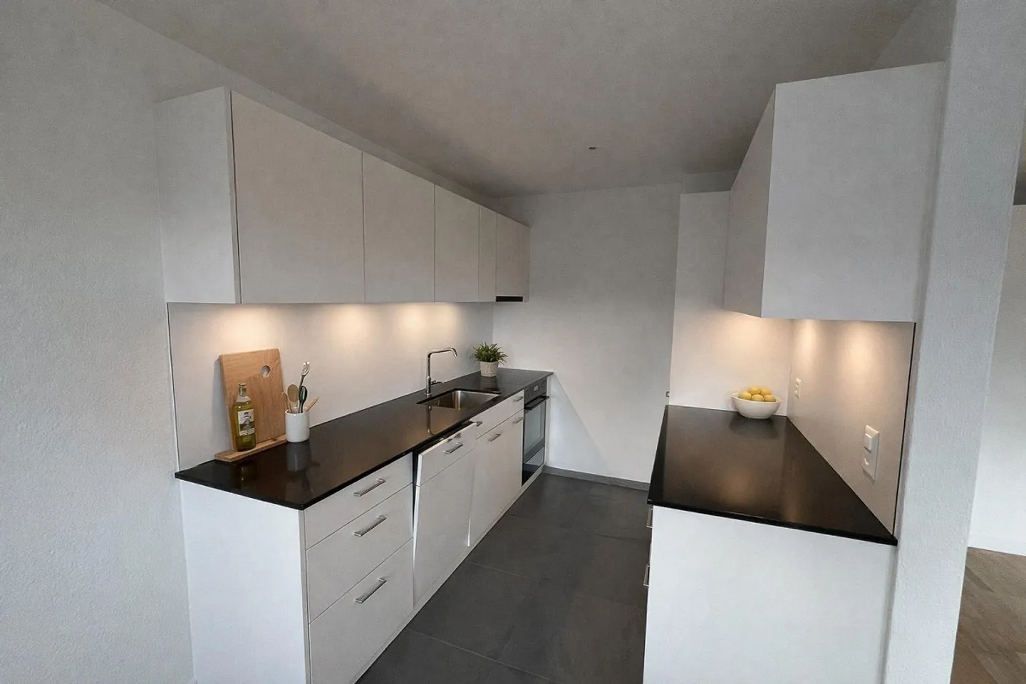 Appartamento familiare moderno in una posizione centrale a Moosseedorf - Foto 2 di 9