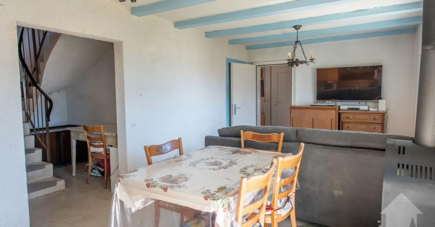 Incantevole piccolo chalet 4.5p, posizione superba, tranquillo, vista, soleggiato! - Foto 9 di 12