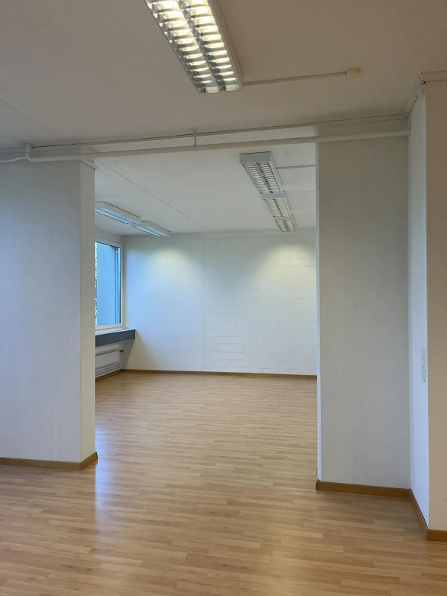 Helle Büroflächen zu vermieten - Foto 4 von 8