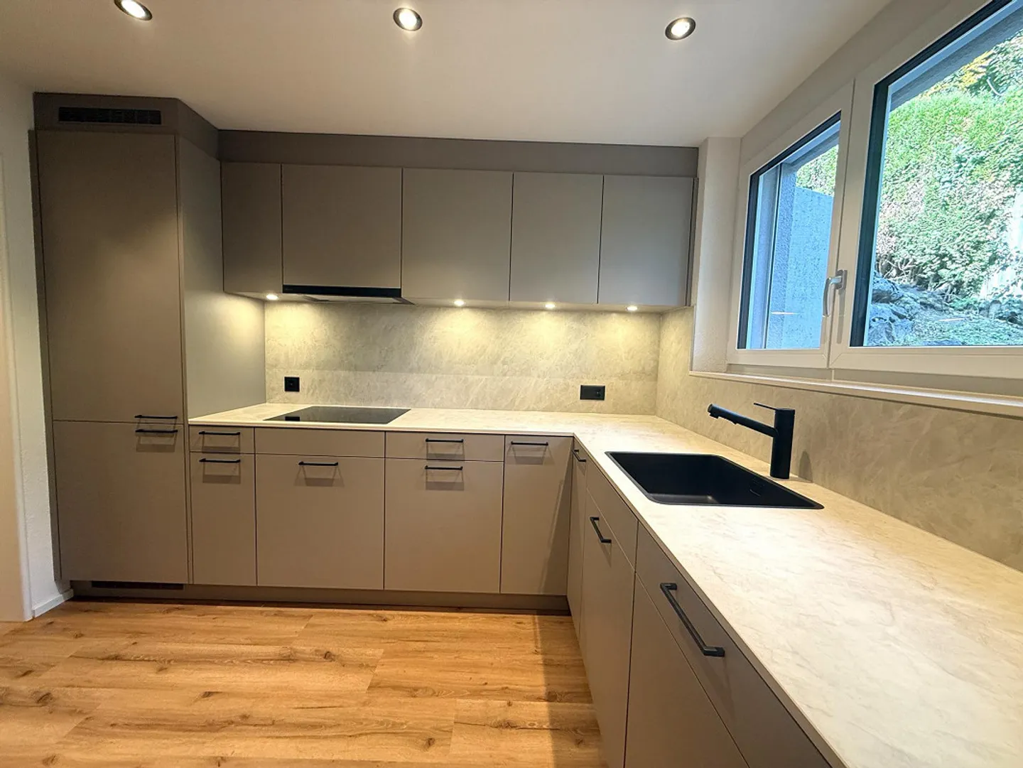 Affascinante casa bifamiliare di 5,5 stanze a Braunau - Disponibile immediatamente! - Foto 3 di 20