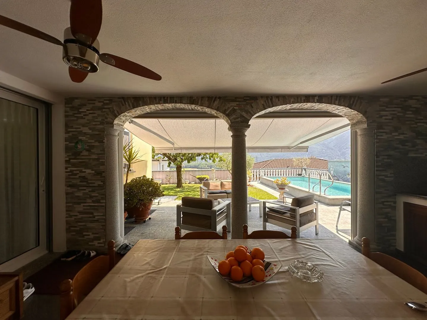Exklusive Villa mit Pool im Tessin - Foto 4 von 15