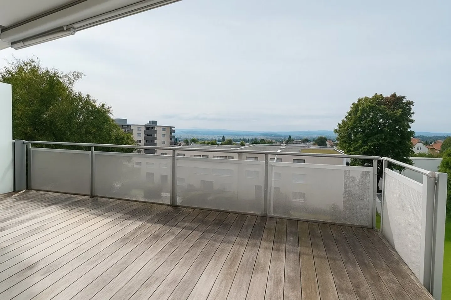 Appartement attrayant de 3,5 pièces avec balcon dans un emplacement calme à Grenchen - Photo 1 sur 12