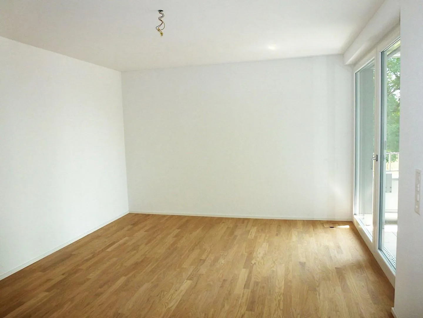 Beautiful apartment in Höngg - Photo 2 of 10
