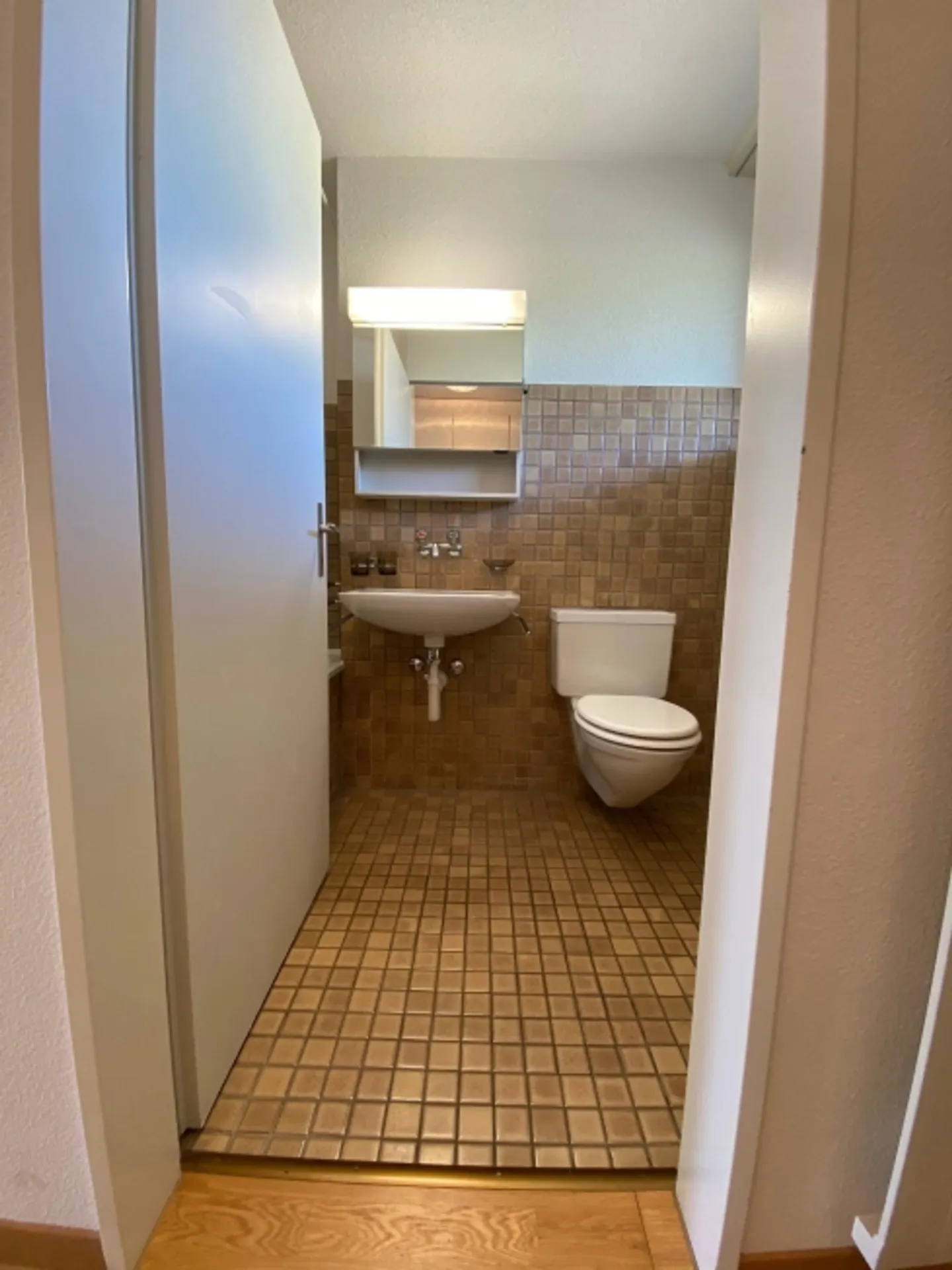 Temporary 3.5 Room Apartment for Rent without Deposit! - Photo 3 of 9