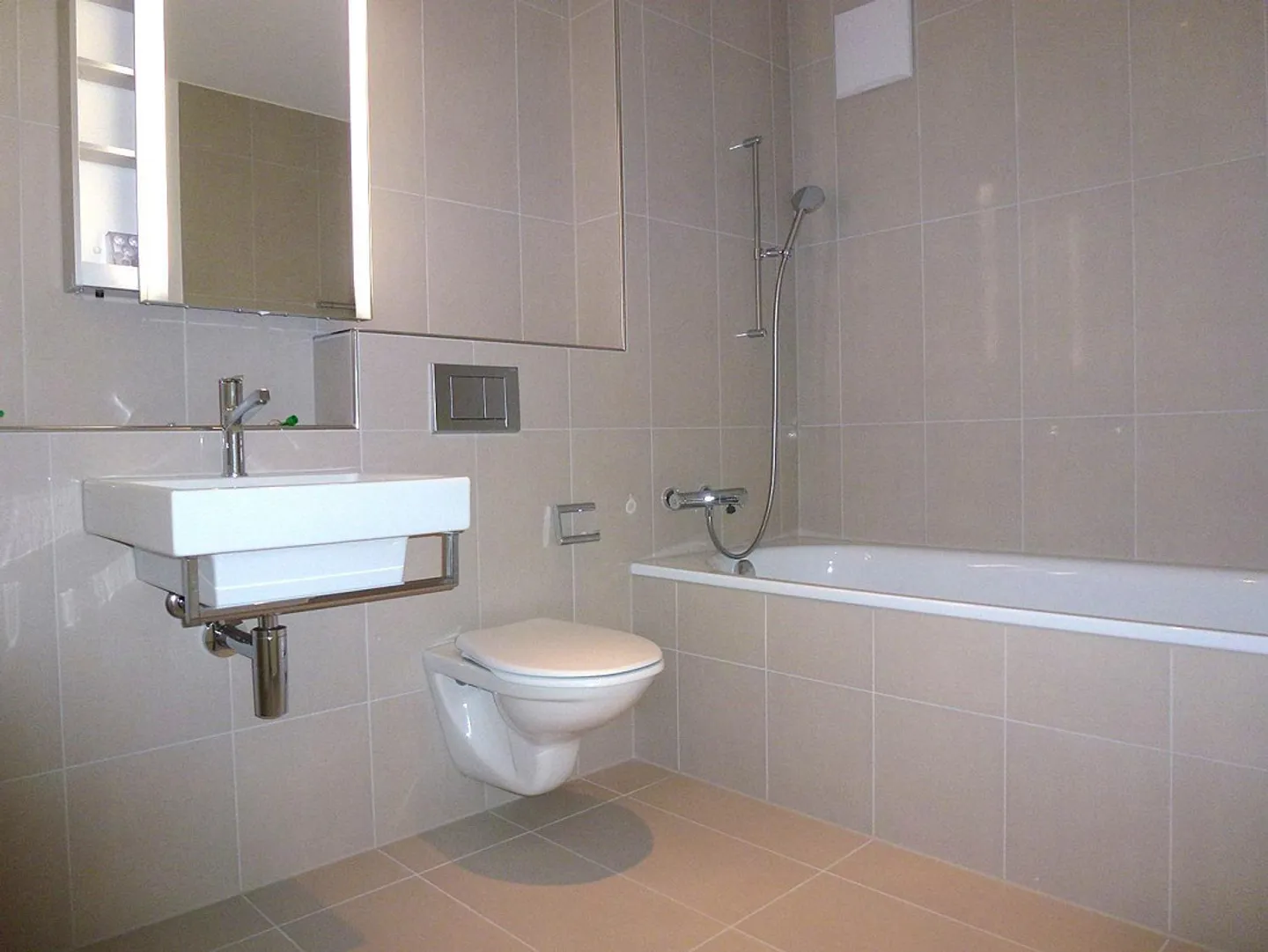 Beautiful apartment in Höngg - Photo 5 of 10