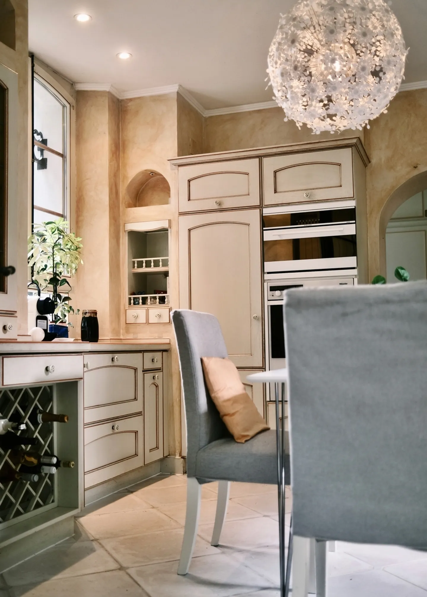 Comfortable Shared Living Space - Photo 7 of 13