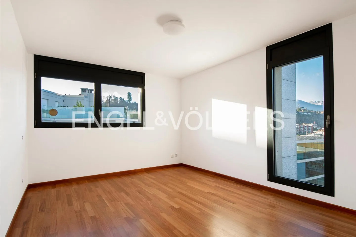 Appartement moderne à Paradiso avec vue sur le lac - Photo 8 sur 11