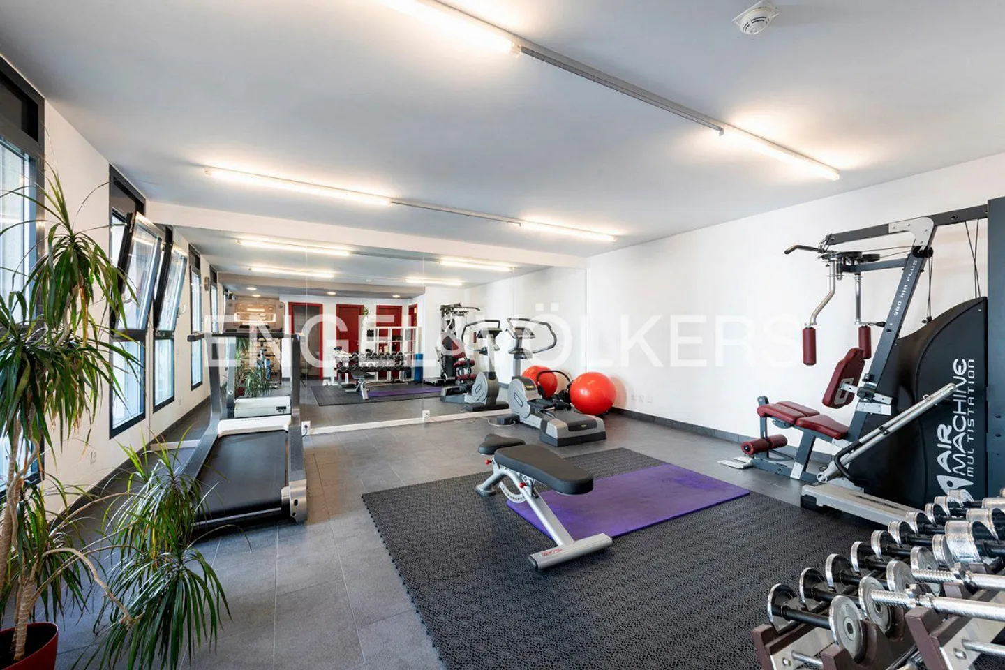 Appartement moderne à Paradiso avec vue sur le lac - Photo 11 sur 11