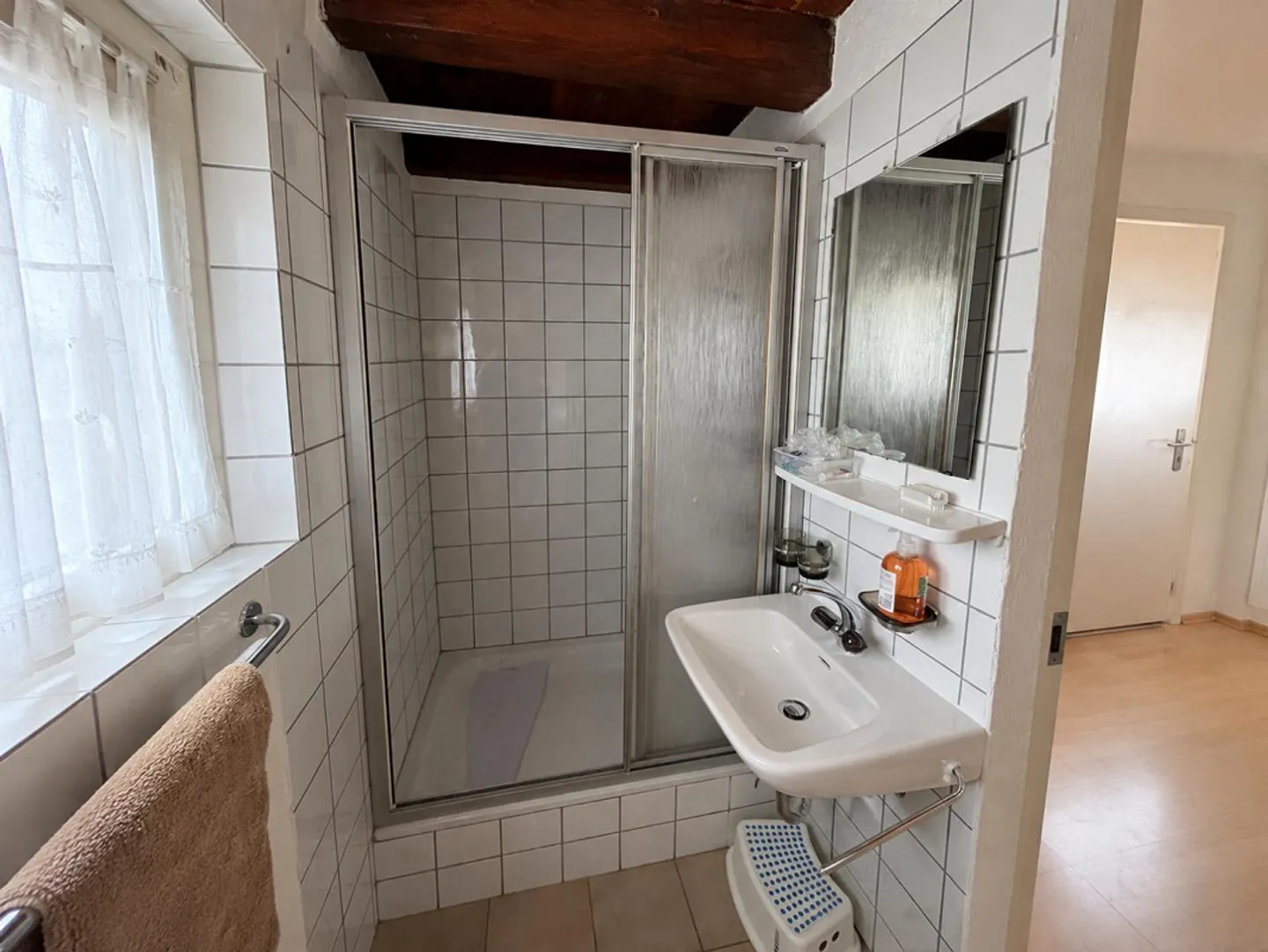 Maison 3 1/2 pièces dans un emplacement très calme et ensoleillé avec vue - Photo 11 sur 25