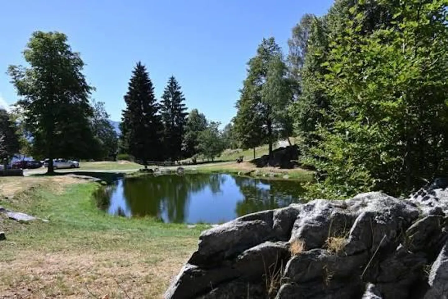 Maison 3 1/2 pièces dans un emplacement très calme et ensoleillé avec vue - Photo 18 sur 25