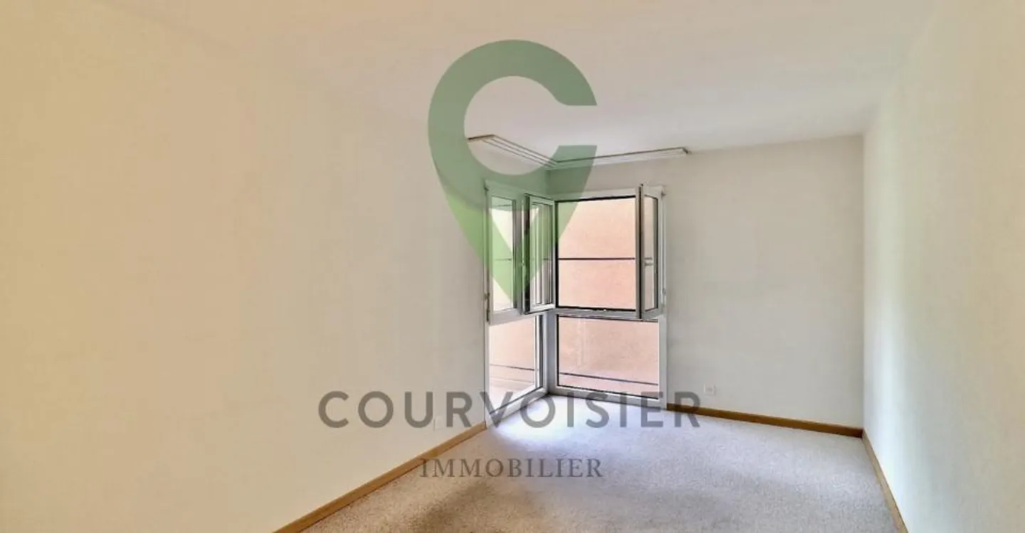 Appartement spacieux avec vue lac - Photo 4 sur 11
