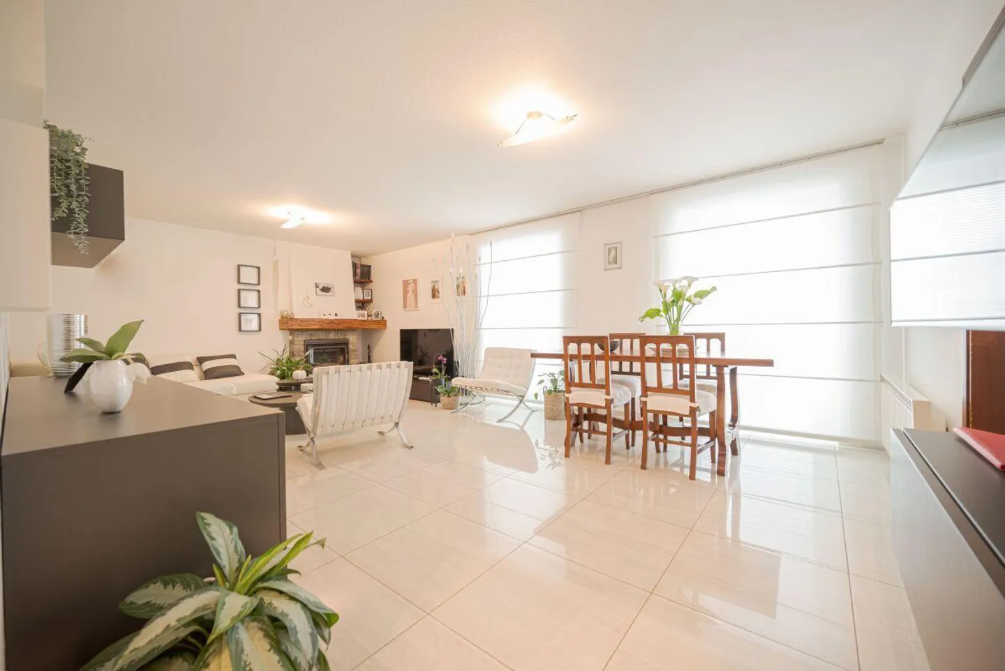 Belle maison unifamiliale avec possibilité de la diviser en deux appartements - Photo 5 sur 16