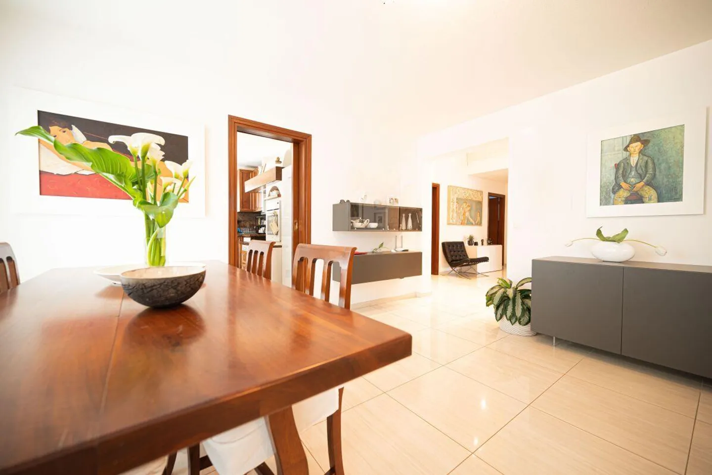 Belle maison unifamiliale avec possibilité de la diviser en deux appartements - Photo 7 sur 16