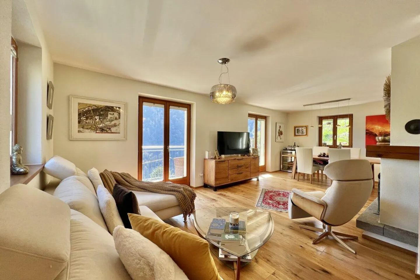 Belle maison individuelle dans un emplacement ensoleillé magnifique avec un grand jardin... - Photo 5 sur 30
