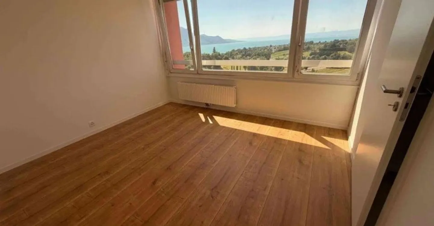Appartement lumineux 4.5 pièces - Photo 8 sur 9
