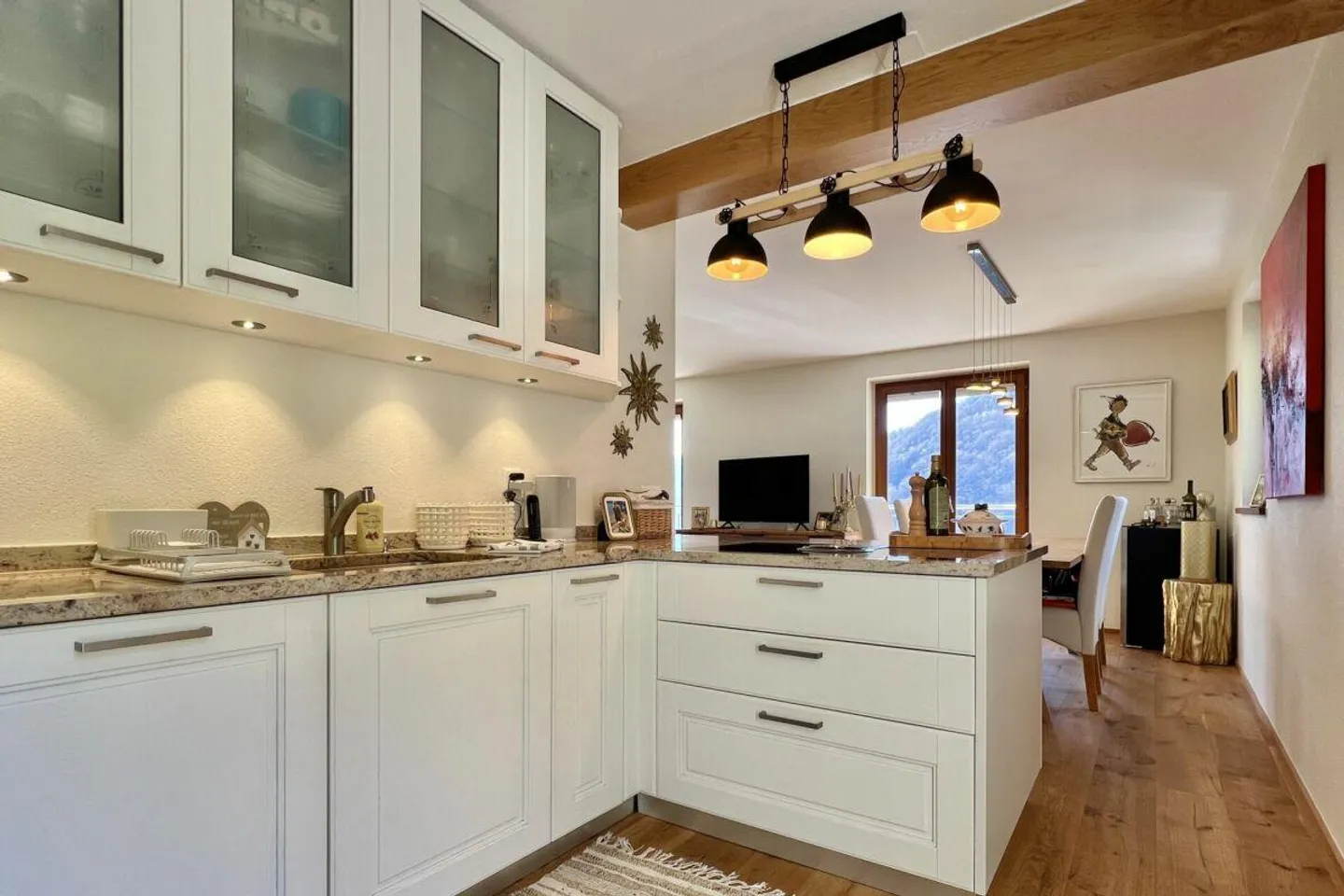 Belle maison individuelle dans un emplacement ensoleillé magnifique avec un grand jardin... - Photo 11 sur 30