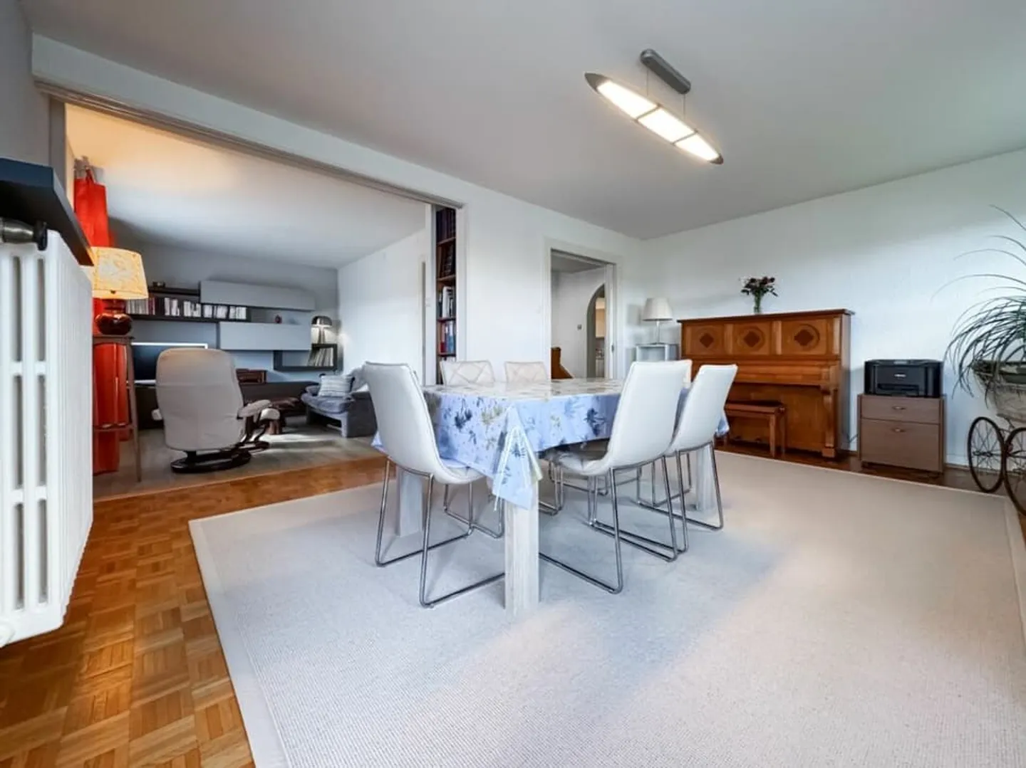 Villa di 4,5 stanze con garage e giardino. - Foto 7 di 13