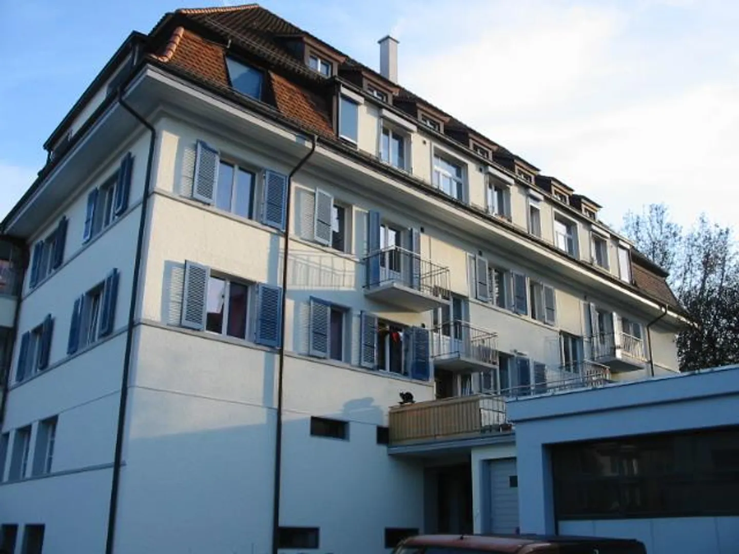 Appartement 2 pièces 1er étage à droite dans un emplacement central et calme - Photo 1 sur 10