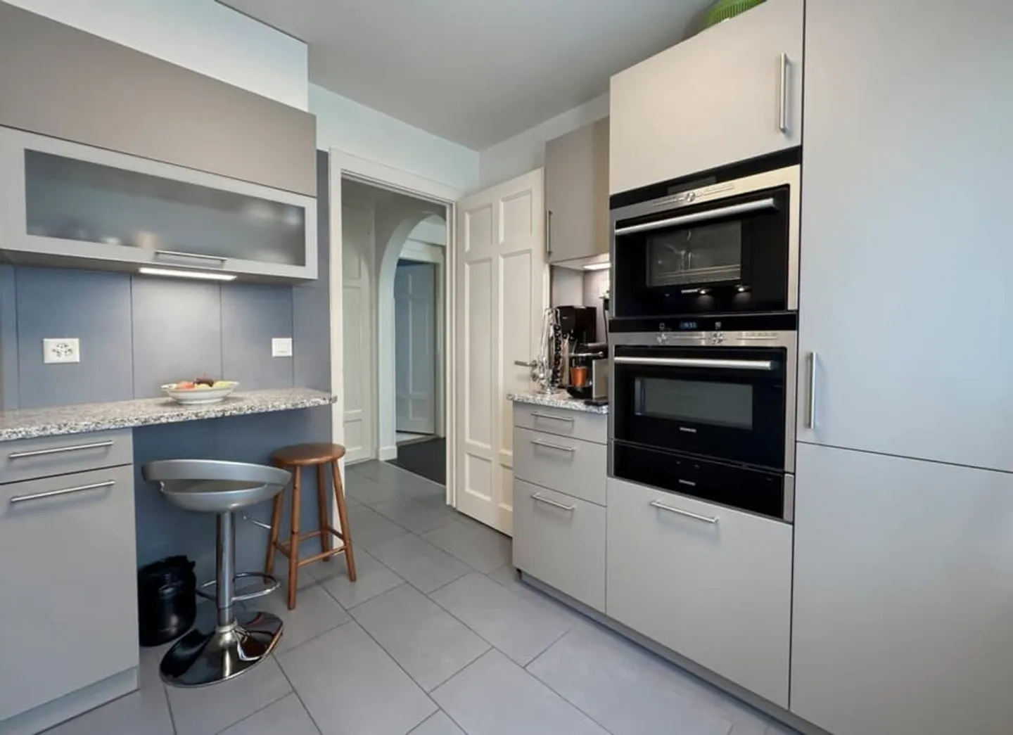 Villa di 4,5 stanze con garage e giardino. - Foto 4 di 13