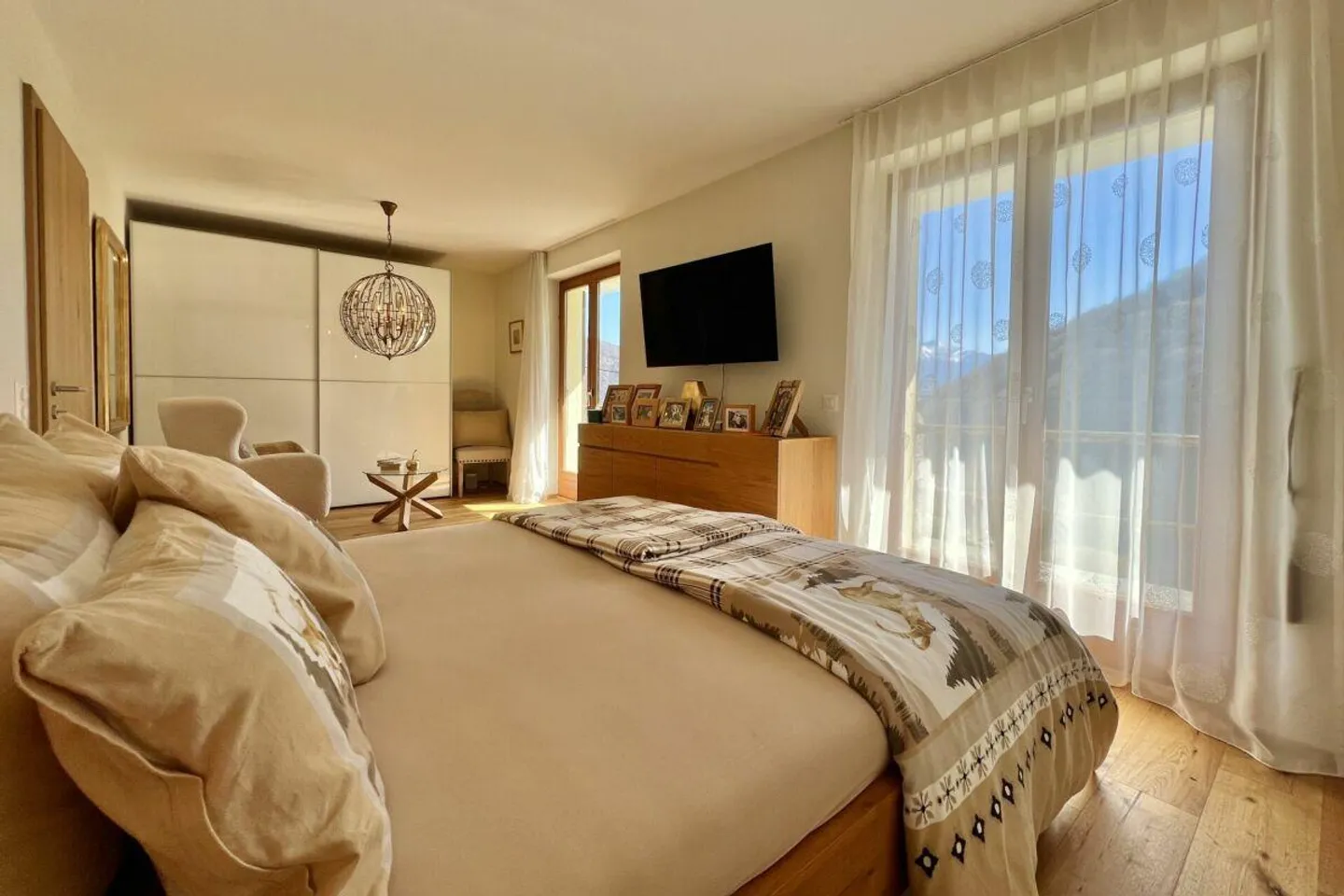 Belle maison individuelle dans un emplacement ensoleillé magnifique avec un grand jardin... - Photo 27 sur 30