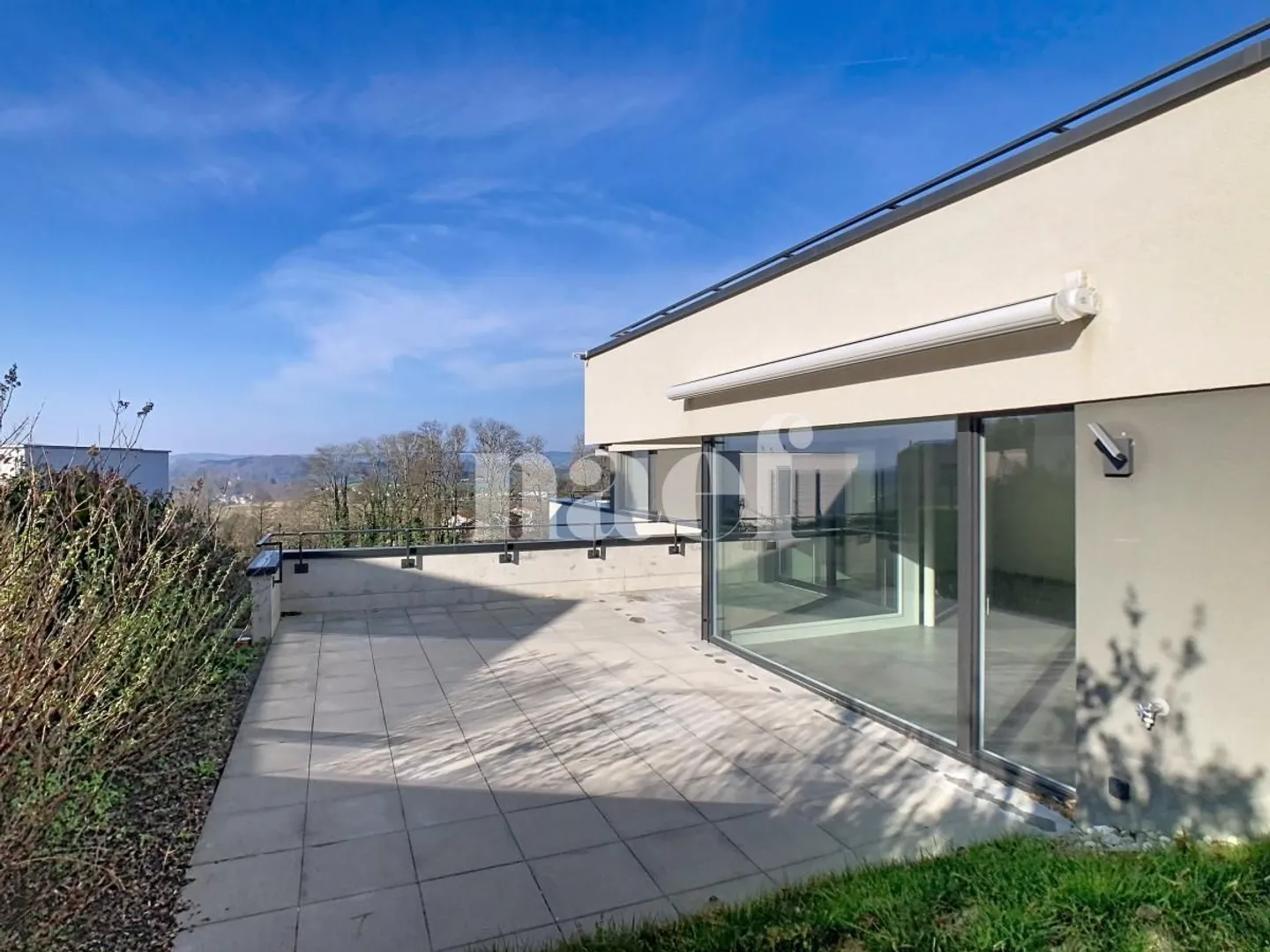 Villa avec garage intégré - Photo 6 sur 7