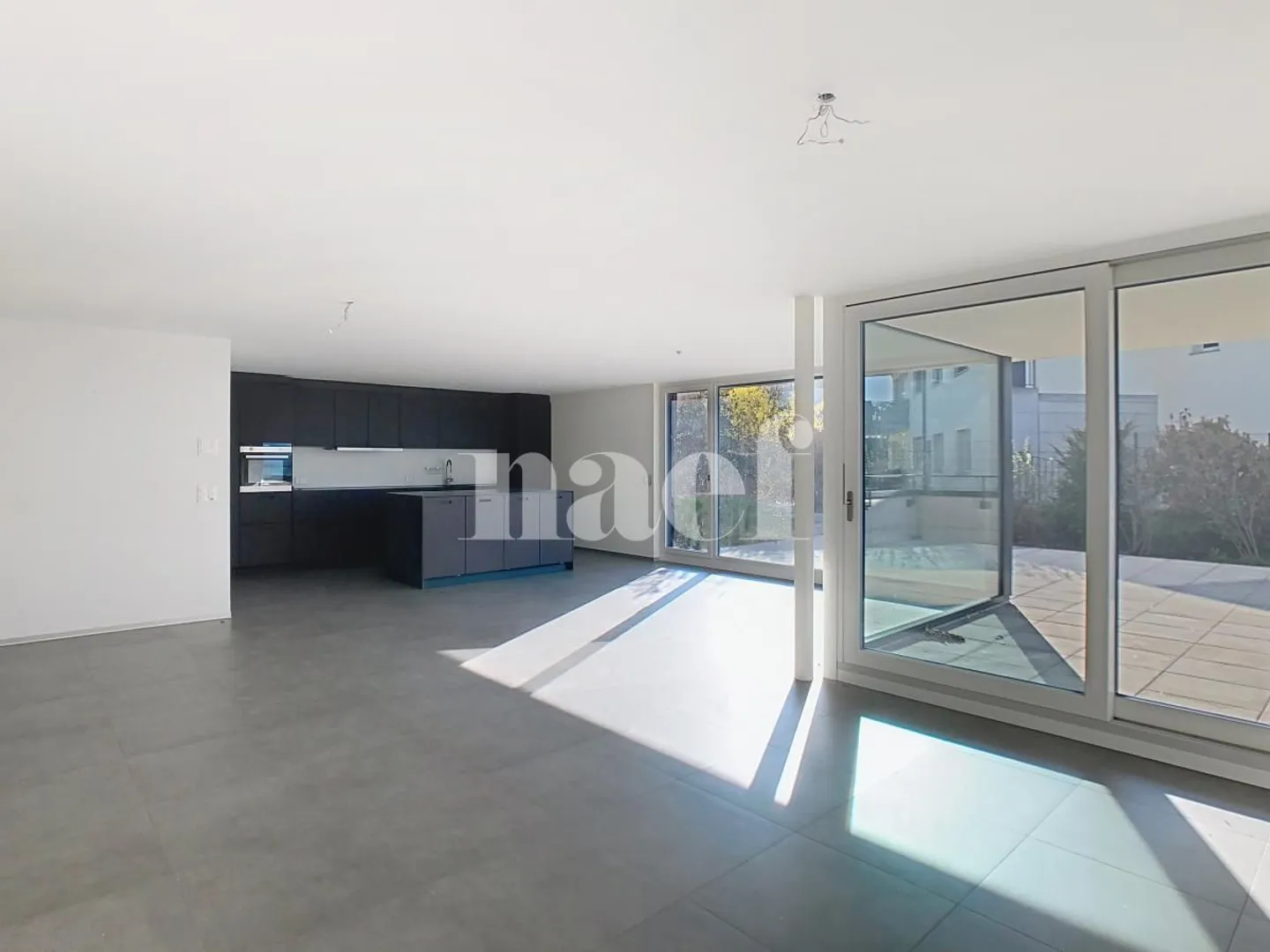 Villa avec garage intégré - Photo 4 sur 7