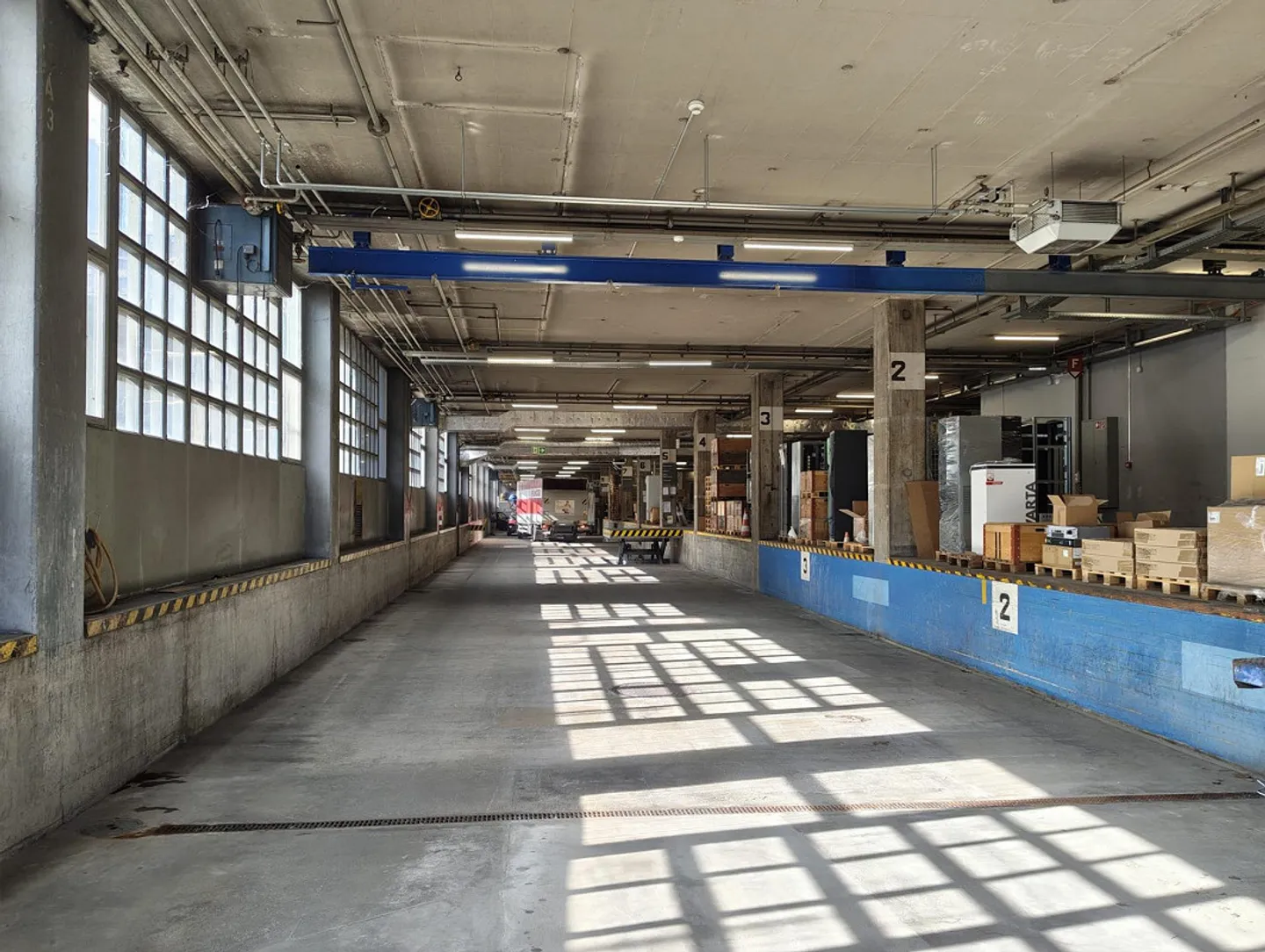 Environnements de travail avec caractère – Espaces commerciaux en milieu urbain - Photo 6 sur 10