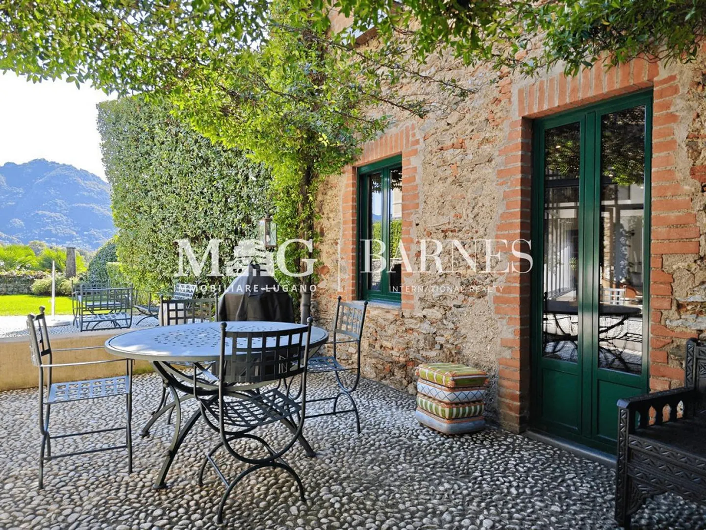 Elegant Author Villa in Lugano - Photo 5 of 24