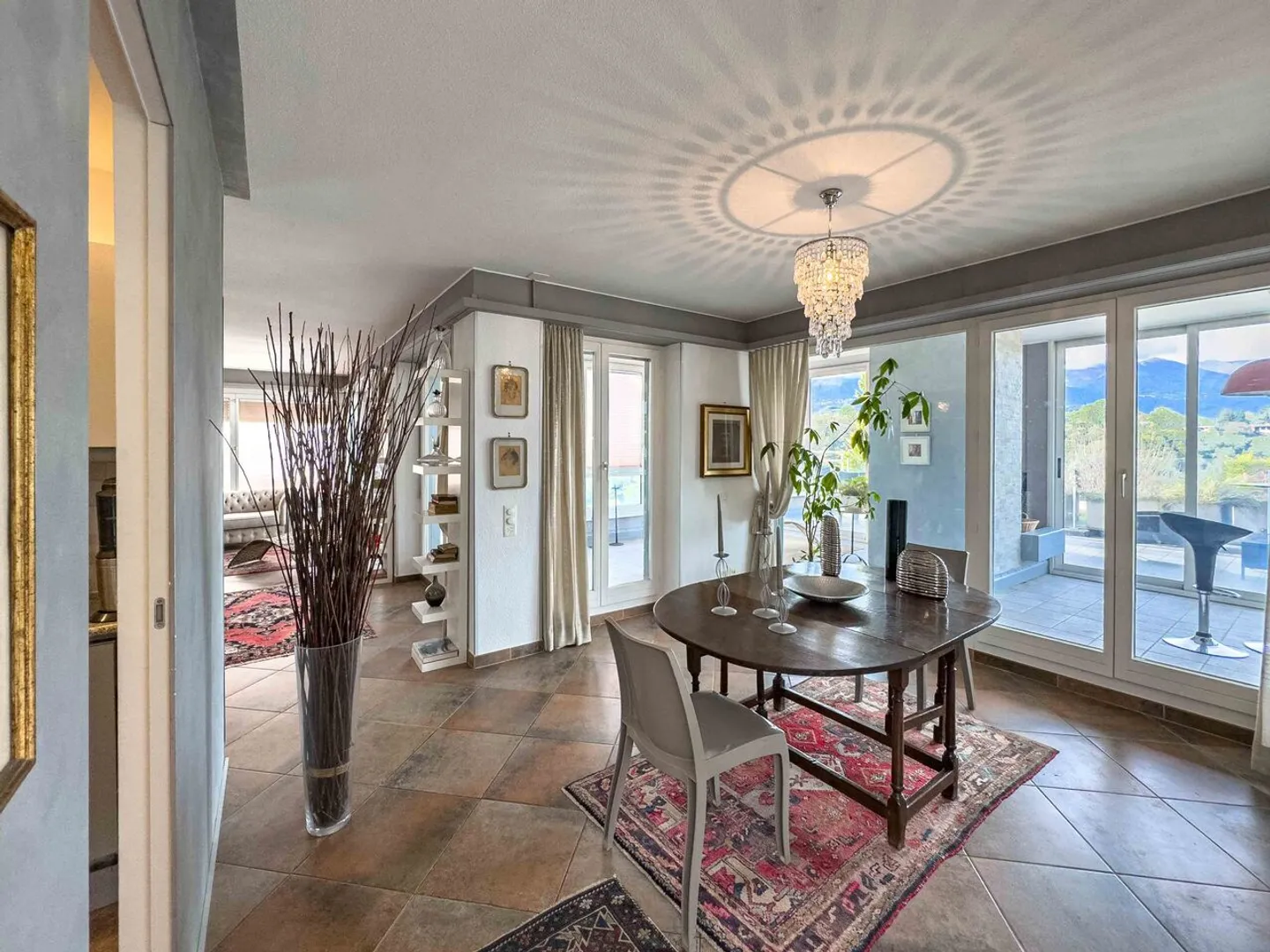 Elegante Penthouse 4.5 Zimmer mit Seeblick in Paradiso - Foto 4 von 15