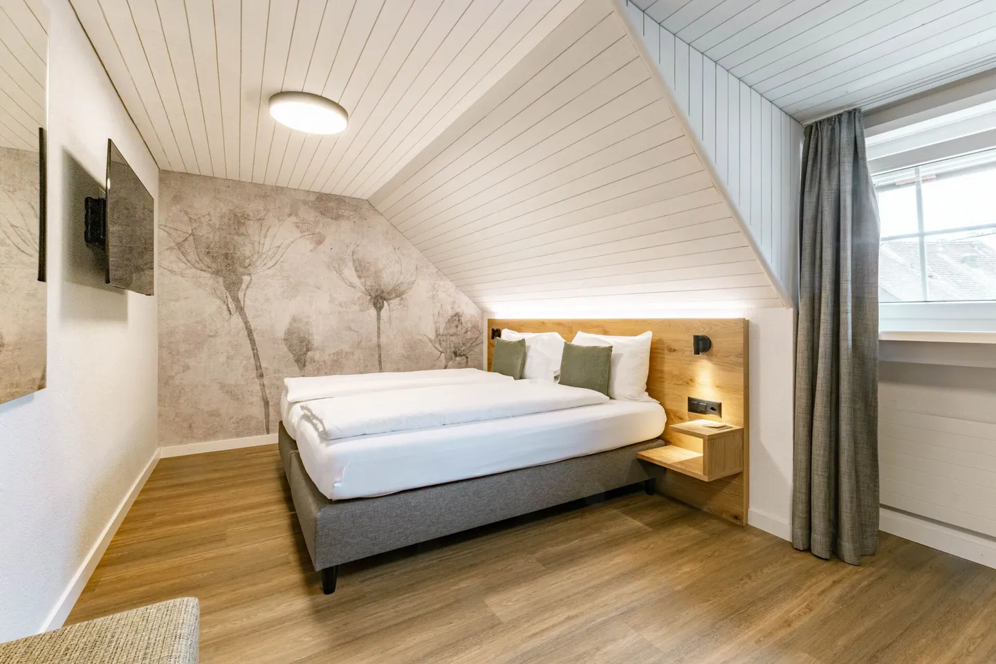 Incantevole Hotel Adler con edificio residenziale adiacente nella città turistica di Stein am Rhein - Foto 2 di 14