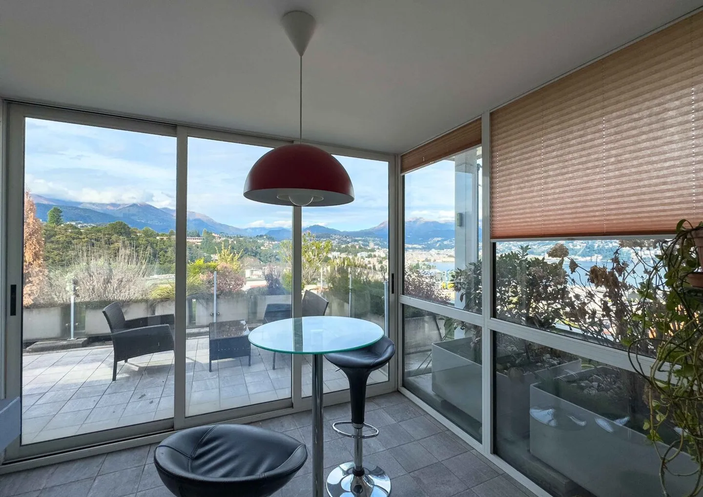 Elegante Penthouse 4.5 Zimmer mit Seeblick in Paradiso - Foto 11 von 15