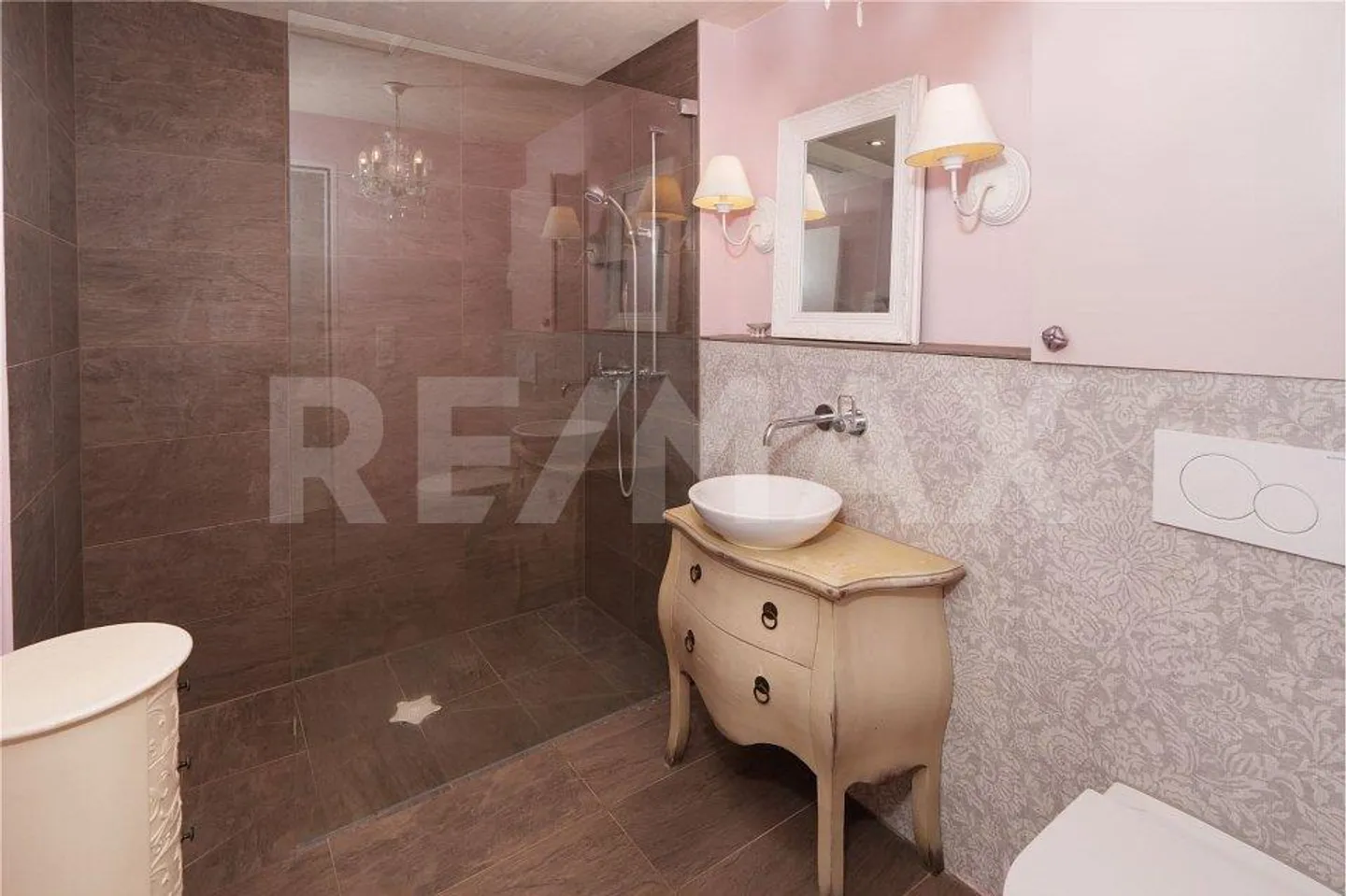 Charmantes Familienhaus mit Seeblick - Foto 7 von 7